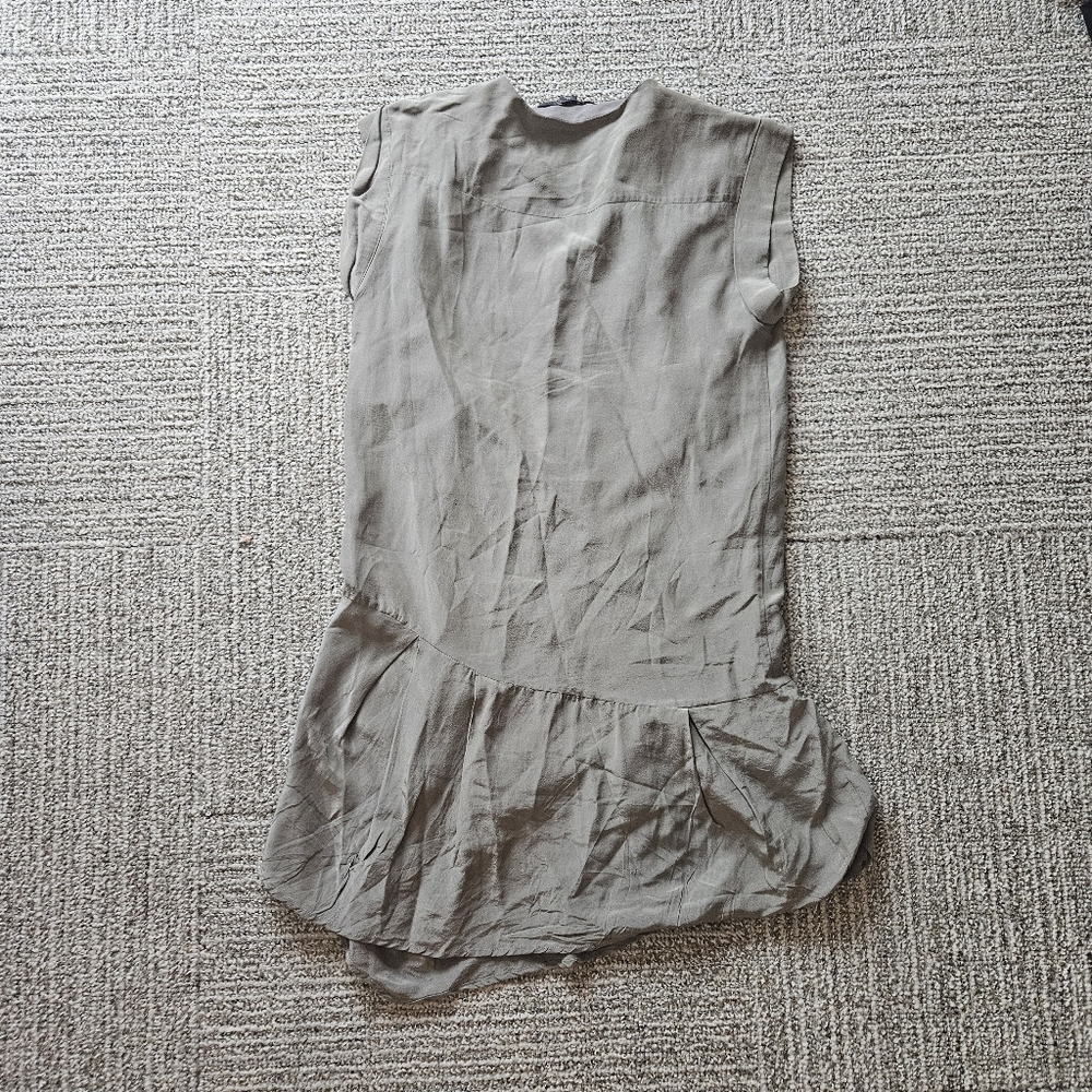 ALLSAINTS Olive Green Roka Dress SZ 0 Short Sleeve Shift Silk Blend Asymmetrical - Picture 3 of 9